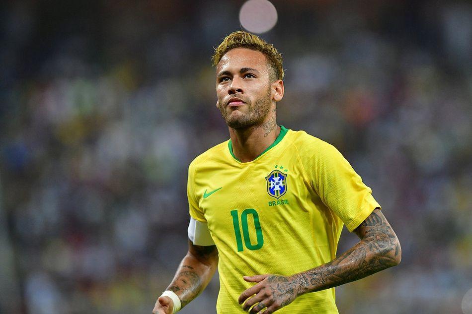 阿莫林：执教曼联一年后我有所改变，我需要根据比赛进行调整（阿莫林：执教曼联满一年有所变化，需视比赛情况作出调整）