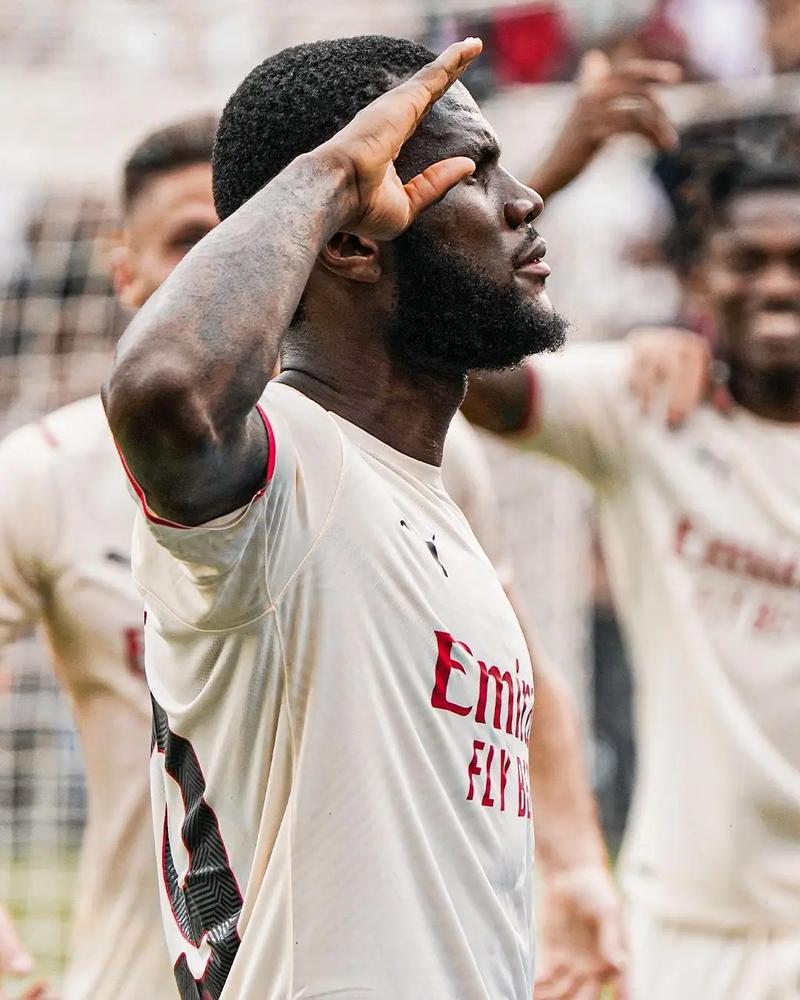 莫德里奇手机壁纸分享