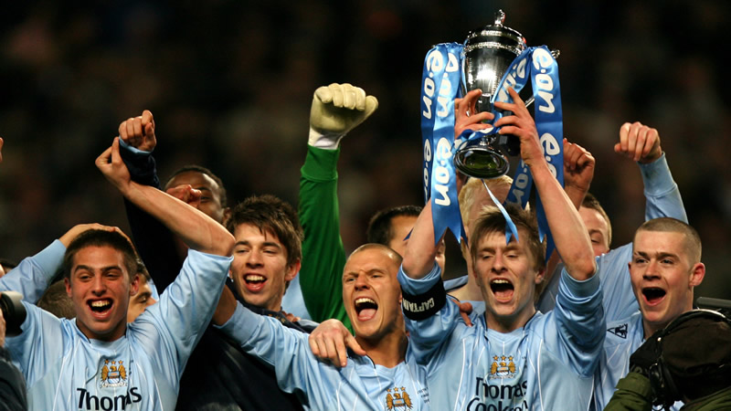 总局副局长张家胜会见阿迪高管，将在青少年足球领域开展合作