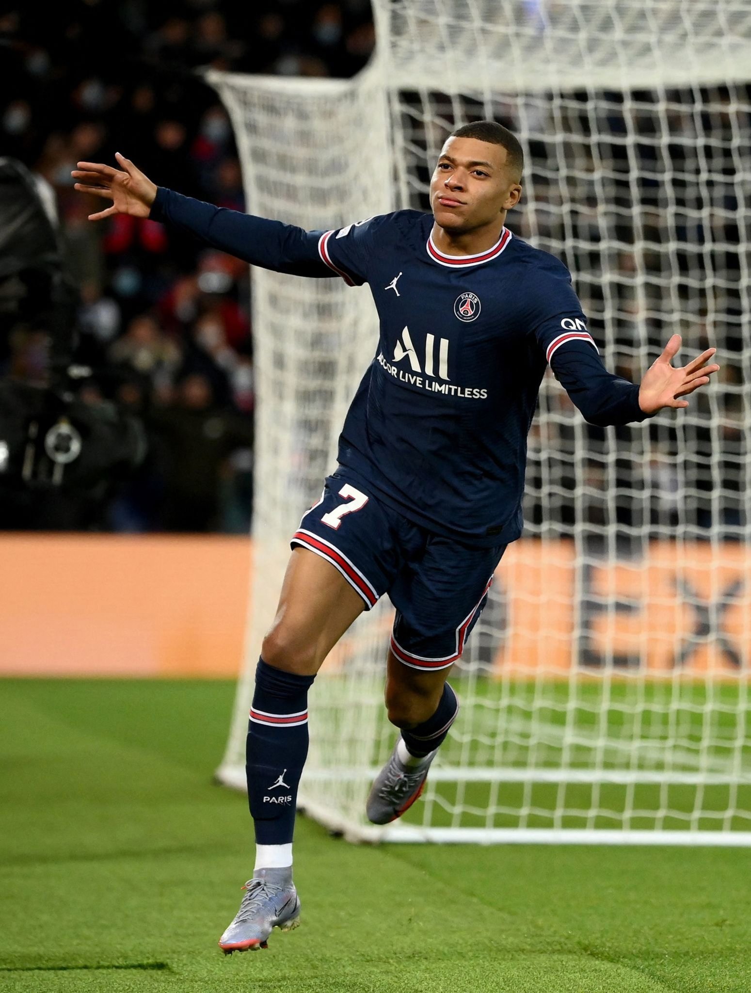 拉莫斯：我将永远为曾佩戴蒙特雷队长袖标而感到自豪