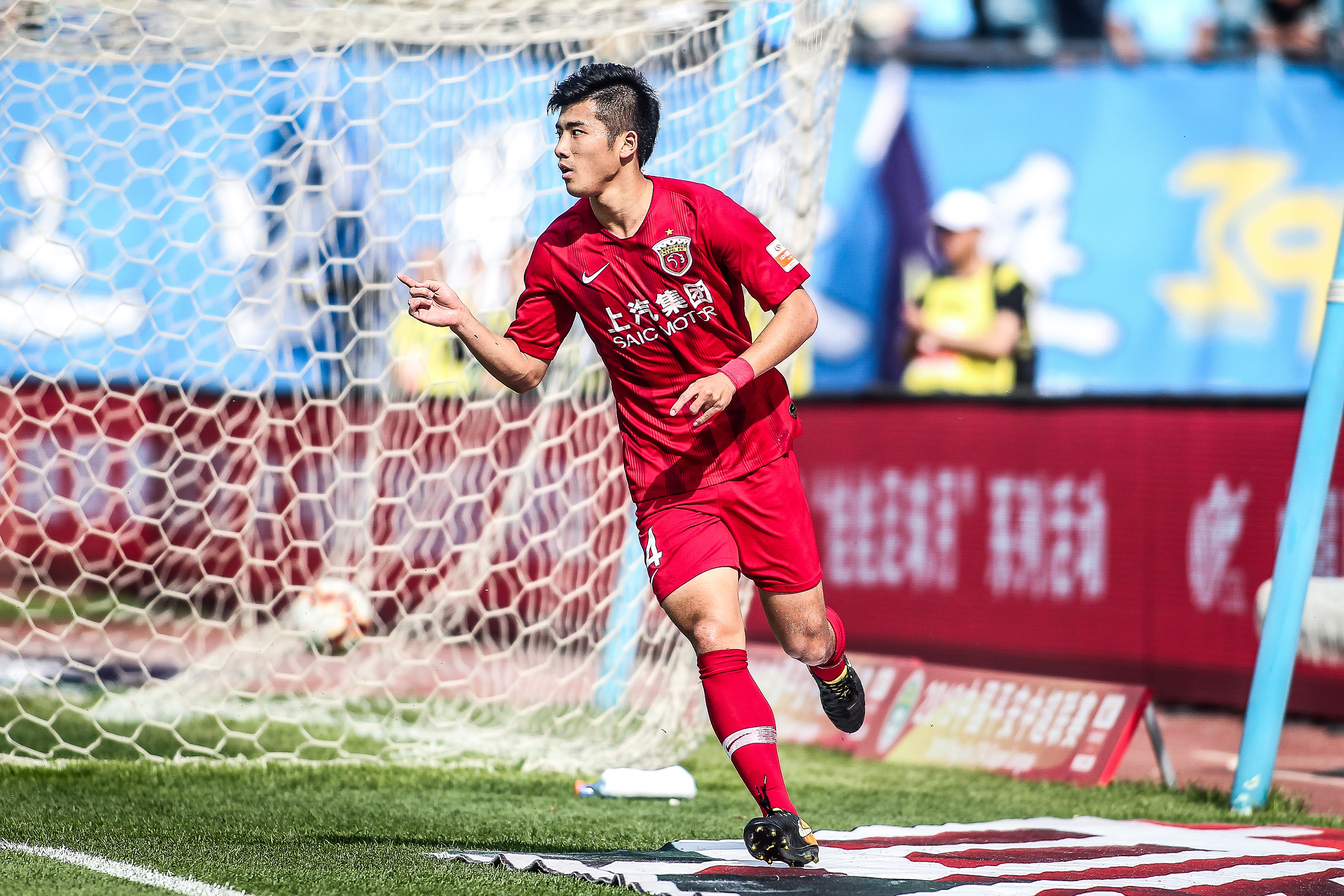 F1阿布扎比站二练：可以庆祝冠军了？诺里斯强势领先