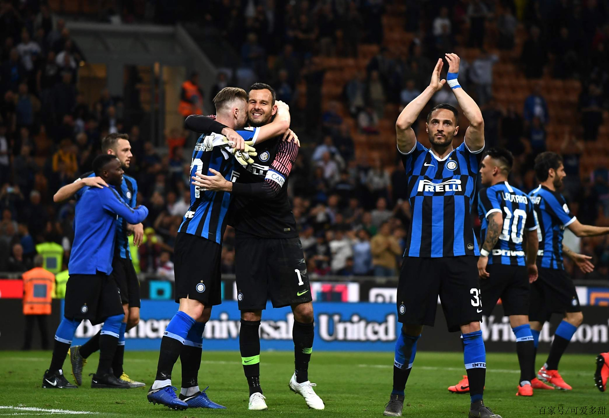 足球假动作心理博弈解析（足球假动作背后的心理较量）