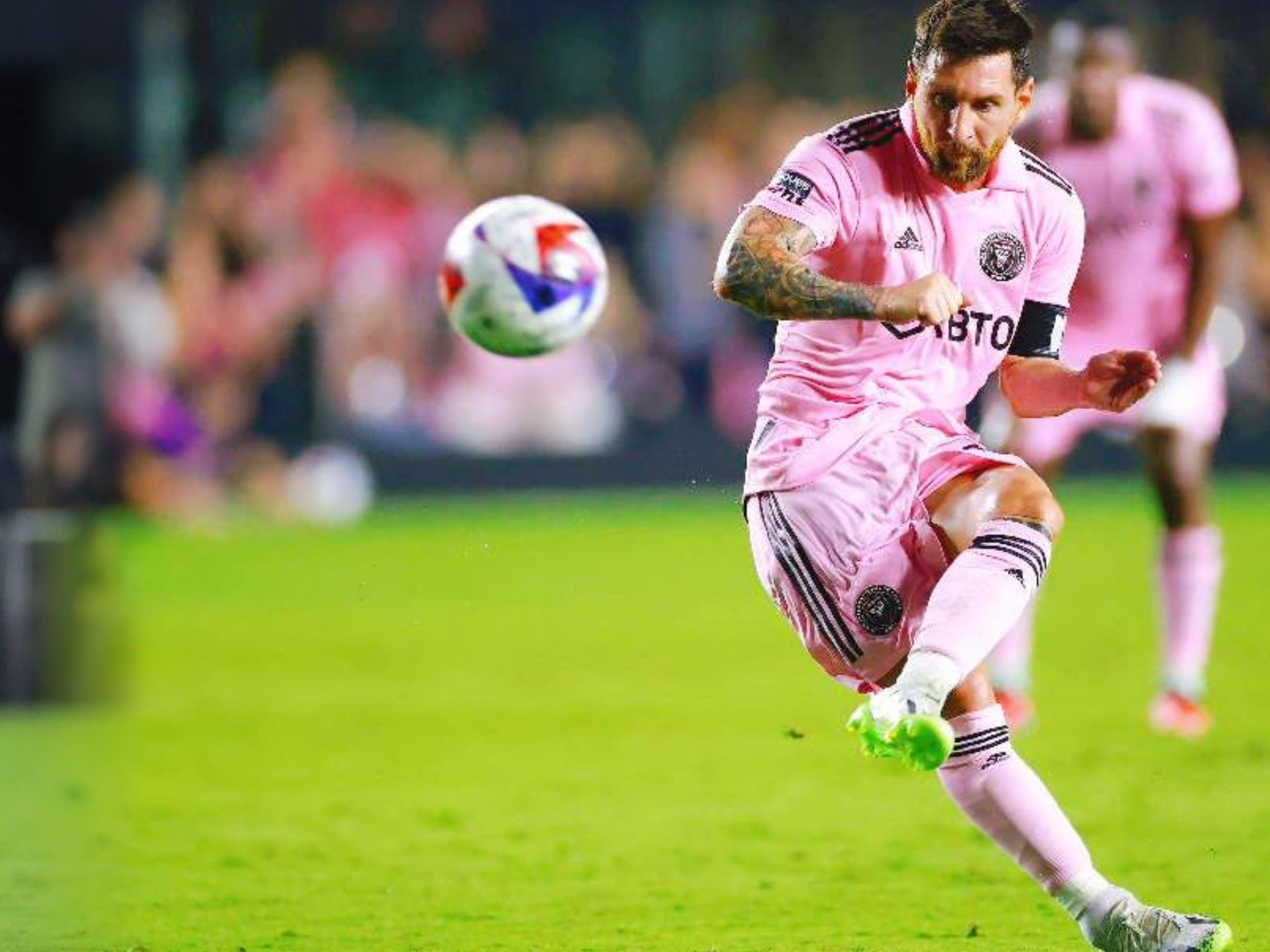 率海地时隔52年重返世界杯的主帅米涅，却从未踏入海地国土（率海地52年后重返世界杯的主帅米涅，竟从未踏足海地）