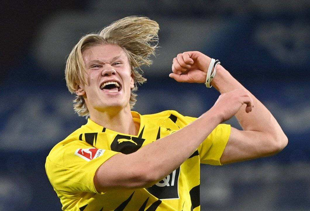 媒体人：戴琳对母亲经常辱骂，母亲借钱&打工帮戴琳还债（媒体人称戴琳常对母亲出言辱骂，母亲为替其还债四处借钱打工）