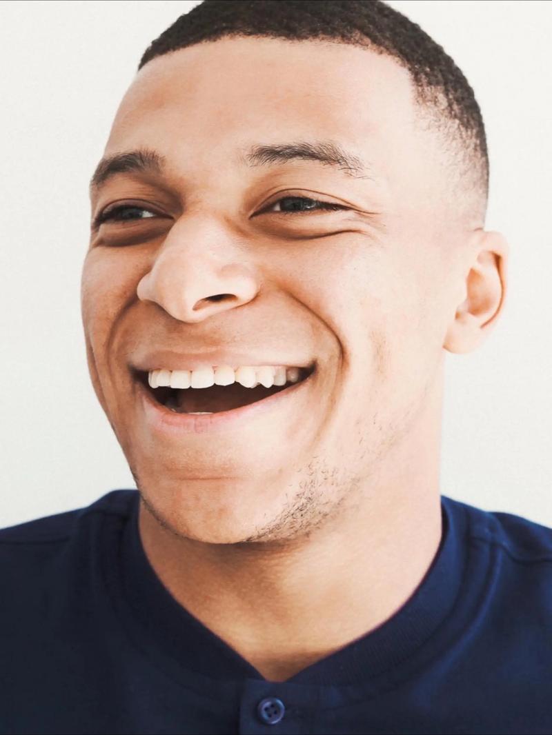 英超第10轮比赛，桑德兰主场1-1战平埃弗顿。（英超第10轮：桑德兰主场与埃弗顿1-1握手言和）